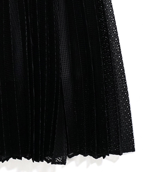 SQUARE LACE PLEATED SKIRT