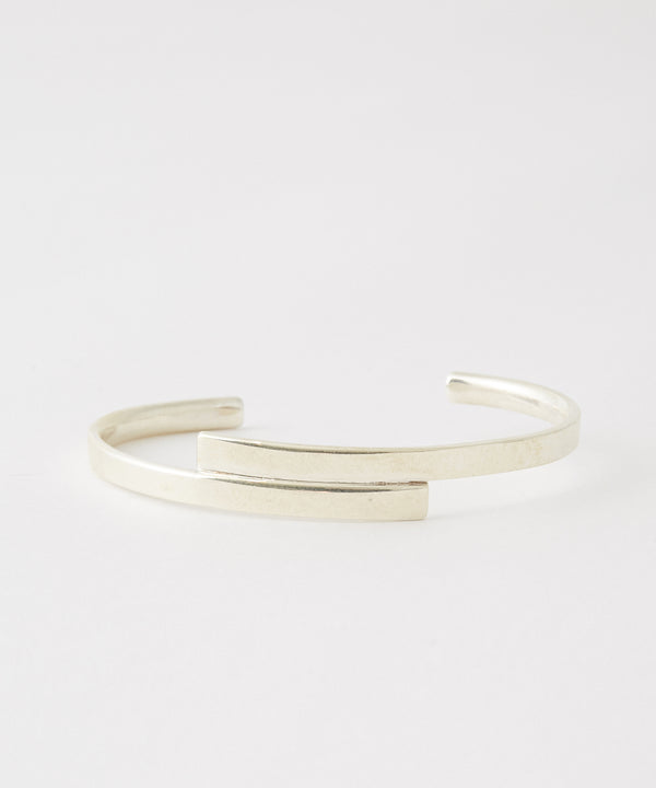 SLIP BANGLE